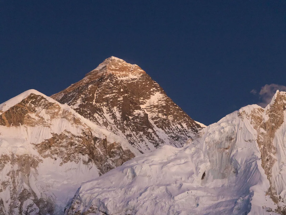 Mount everest (8848.86m)